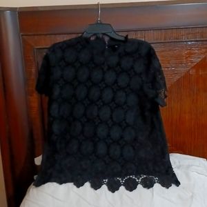 WHO WHAT WEAR black short sleeve crochet front blouse w/high neckNWOT